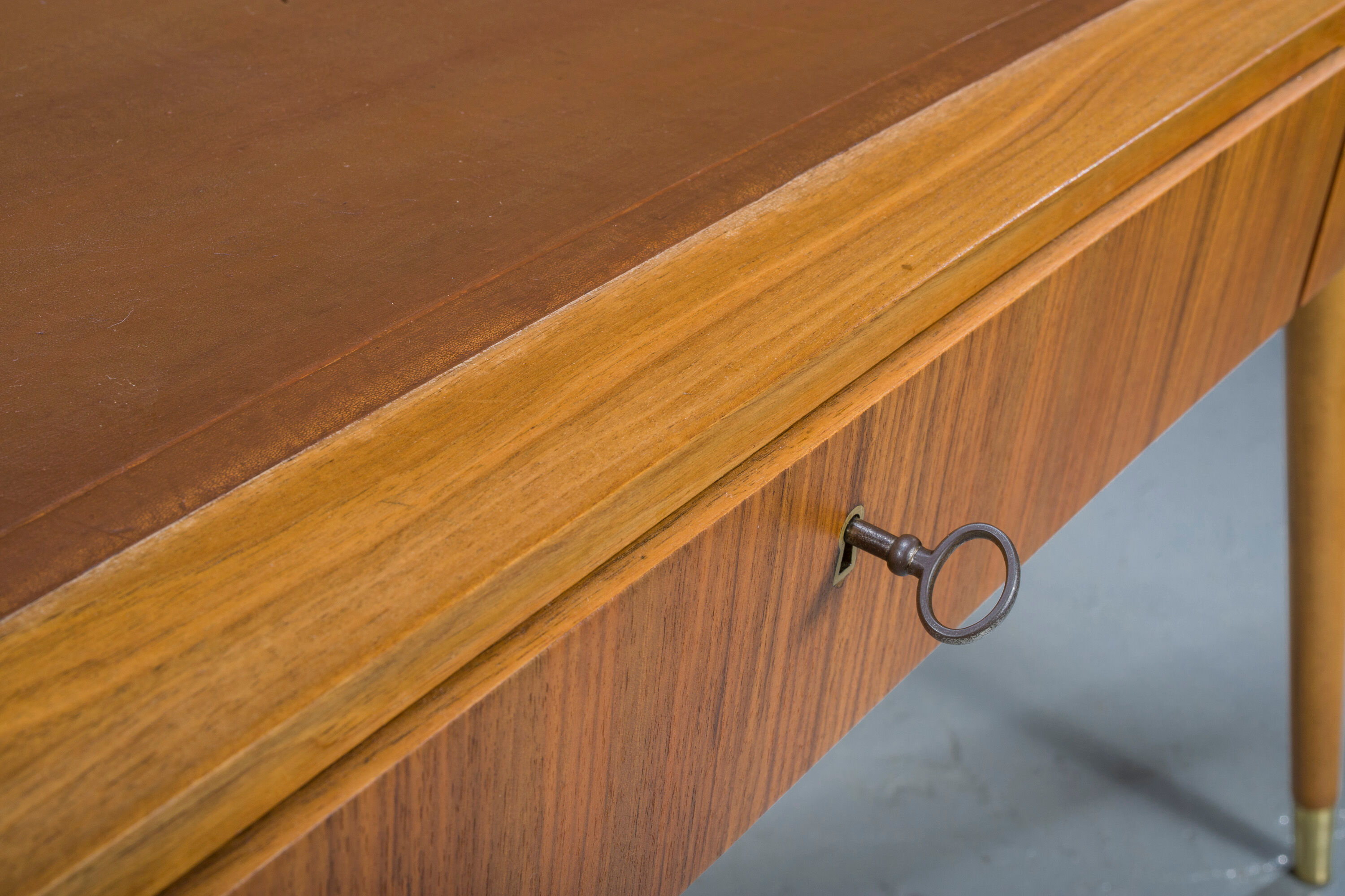 Vintage Boomerang Mic-Century Desk, 1960 er