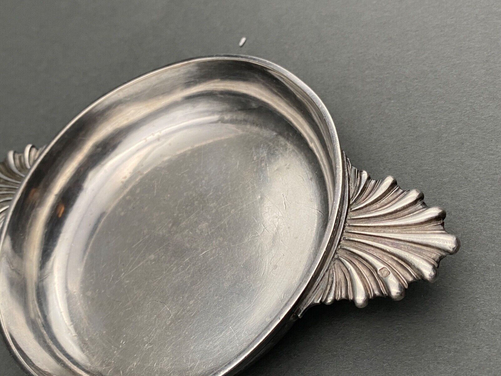 Late nineteenth century Minerva Scallop sockets