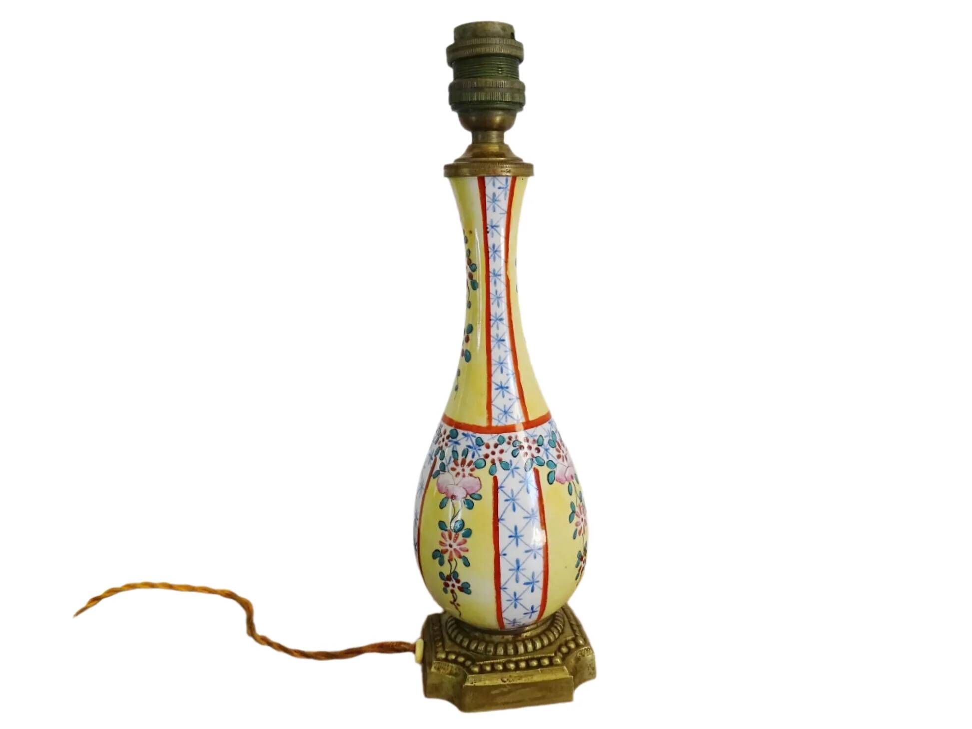 Pied de lampe vintage en porcelaine française de style chinoiserie