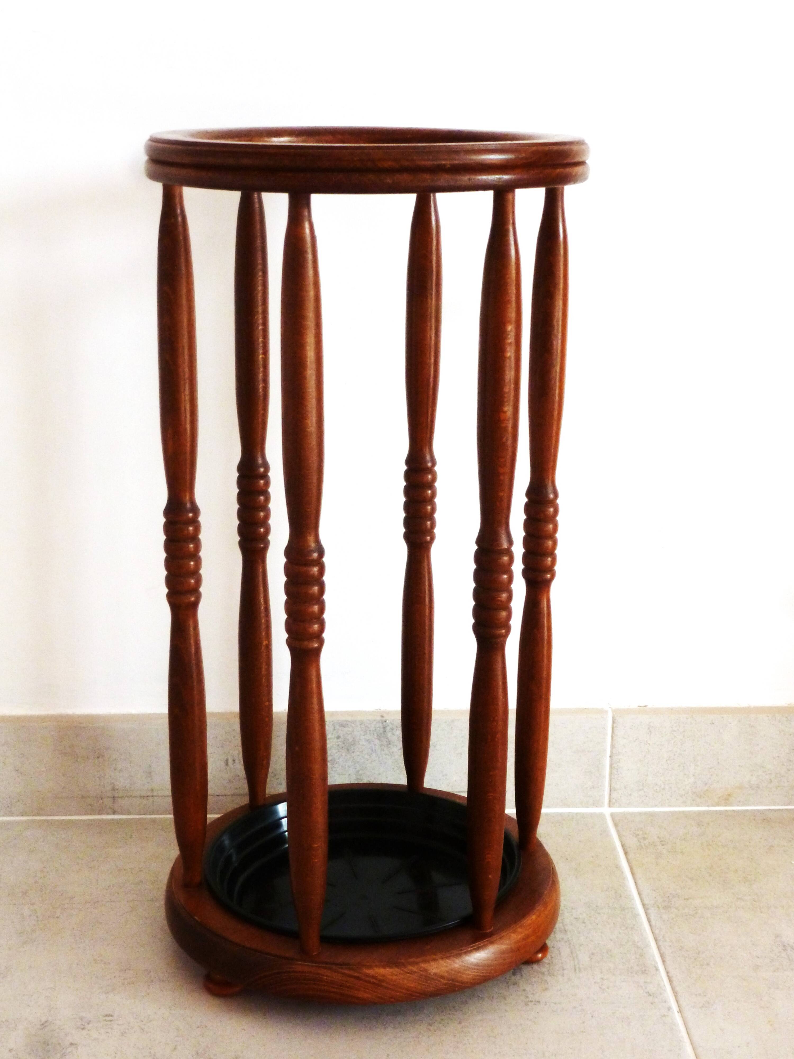 wooden umbrella stand, openwork wooden umbrella rest, wooden walking stick holder.