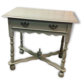 Console gray