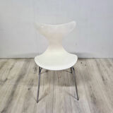 Model 3108 "Lily" or "seagull" chair by Arne Jacobsen for Fritz Hansen, Denmark 1976
