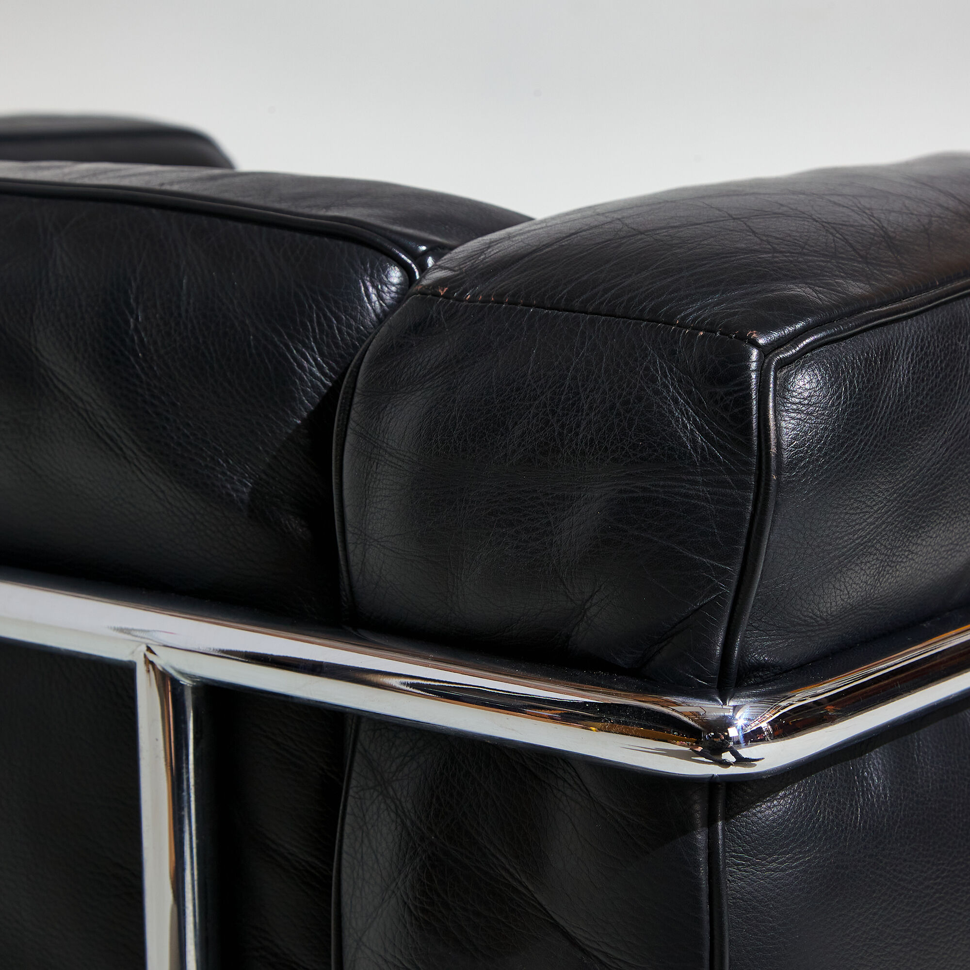 Fauteuil en cuir LC3 de Le Corbusier pour Cassina