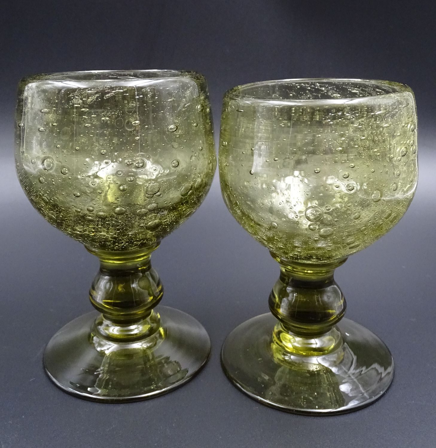 Lot of 8 glasses of wine or water - bubbling glass year 1970