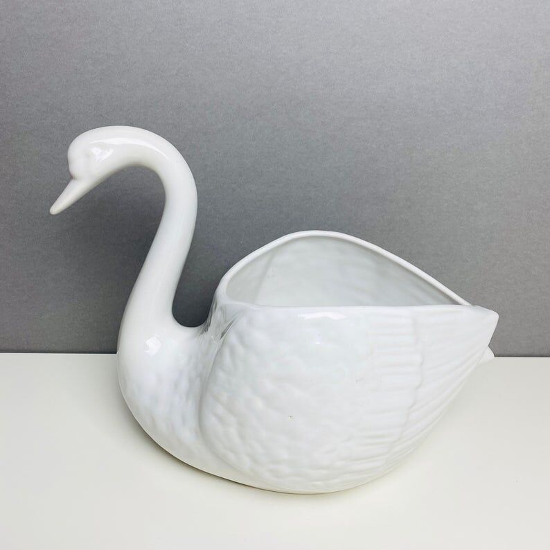 Lot de deux pots de fleur vintage cygne