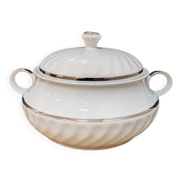 Porcelain soup tureen