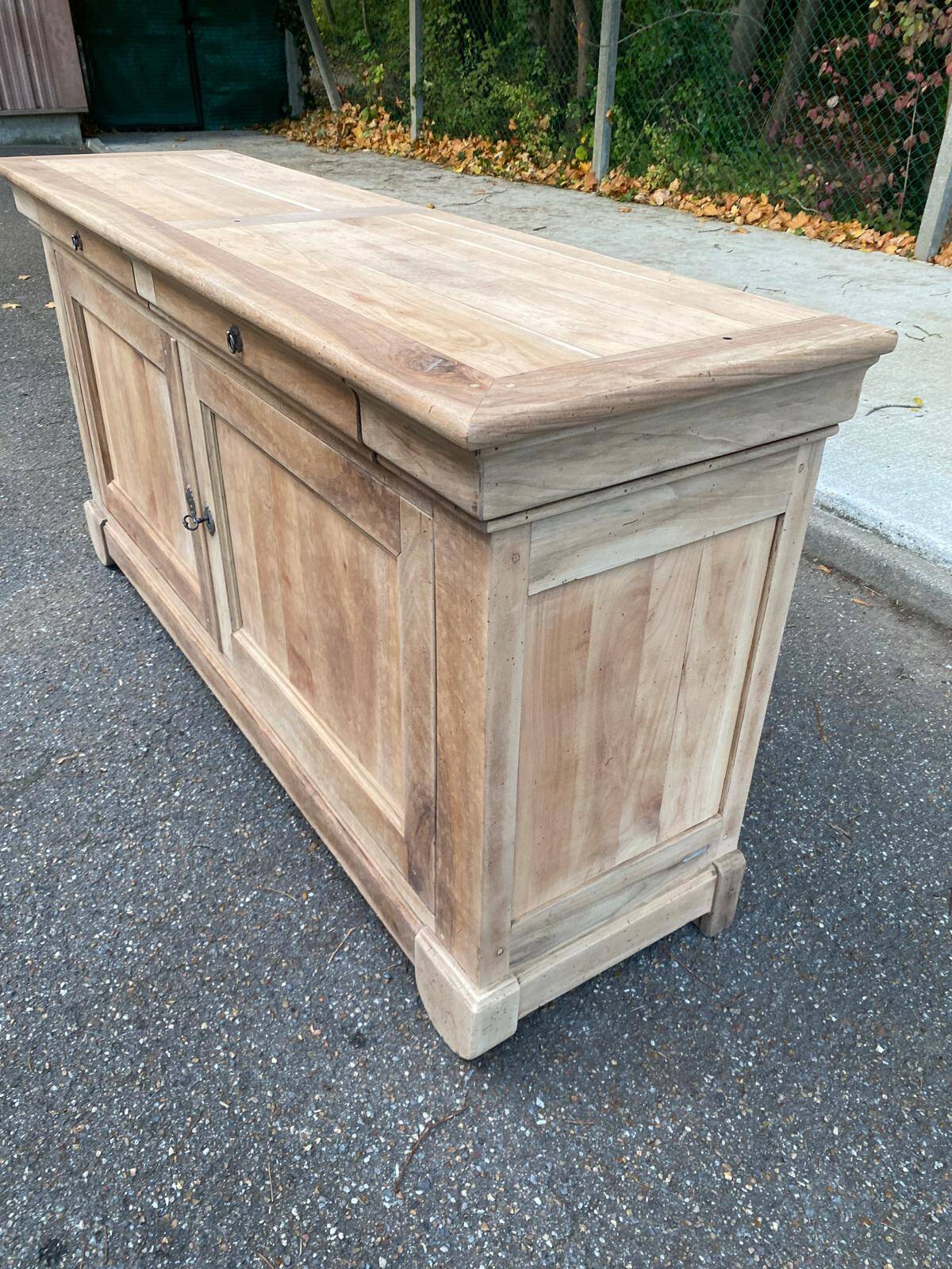 Restored solid wood buffet in the 18th-century Louis Philippe style, 180cm