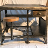 Postal sorting table