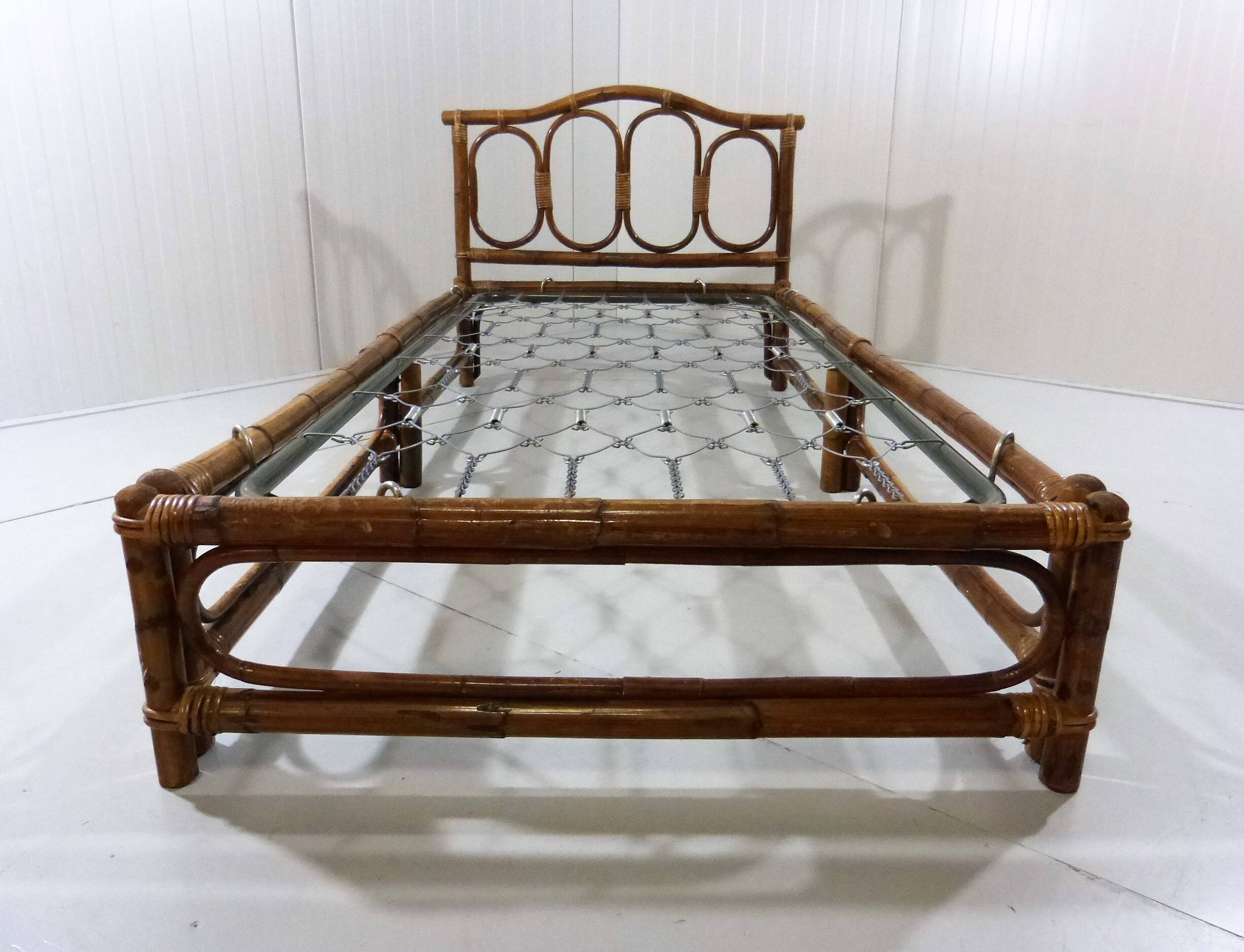 Rattan bed daybed, 1970’s