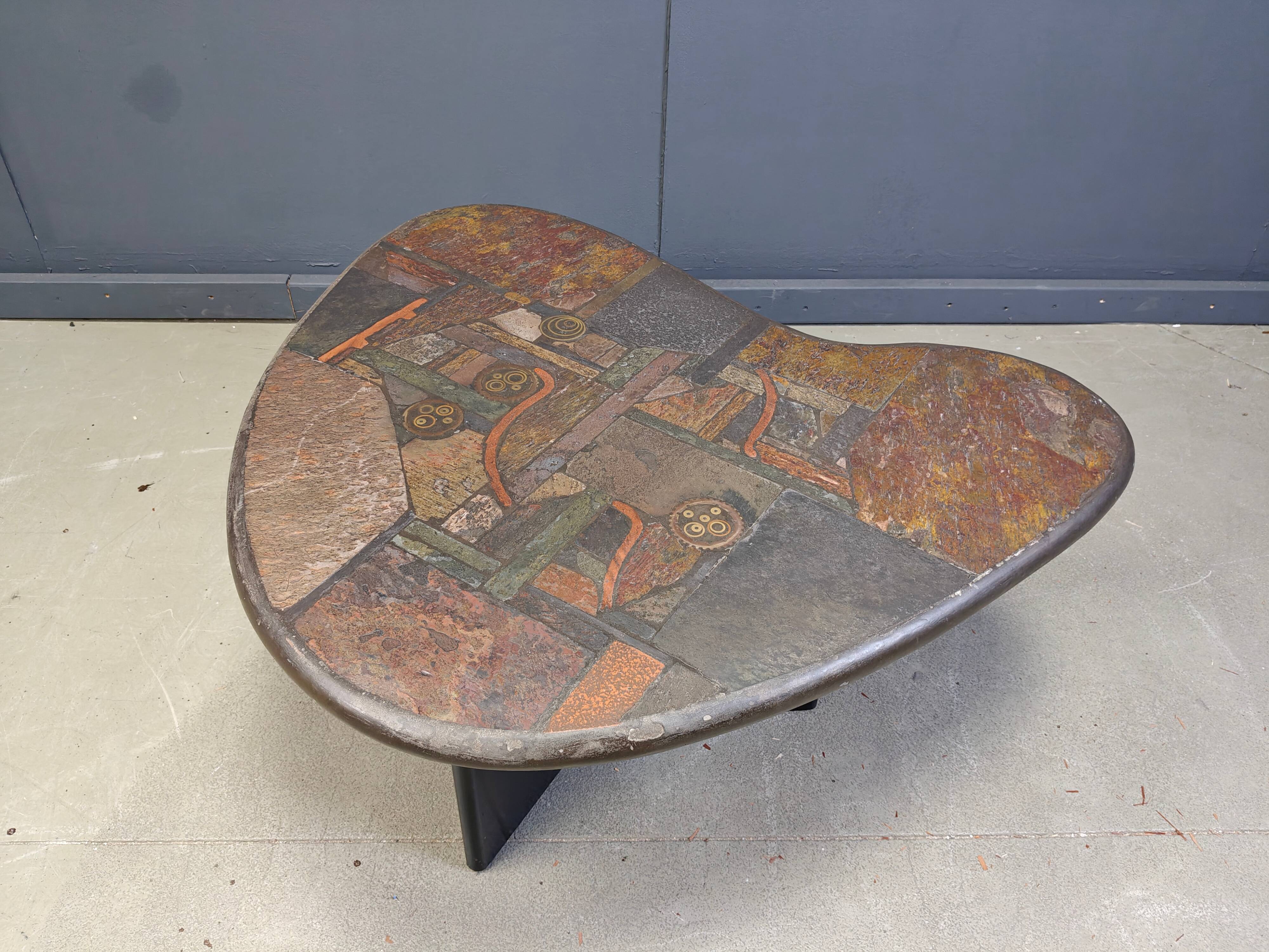 Table basse en forme de boomerang par C. Kneip, années 1990