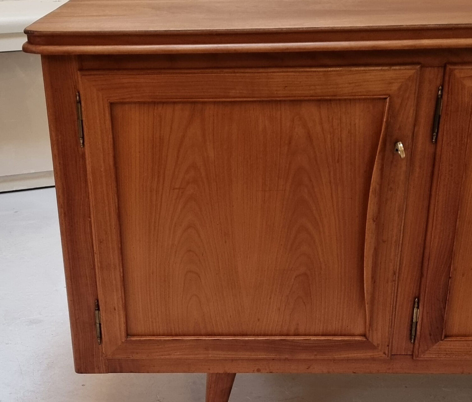 Buffet du milieu du siècle