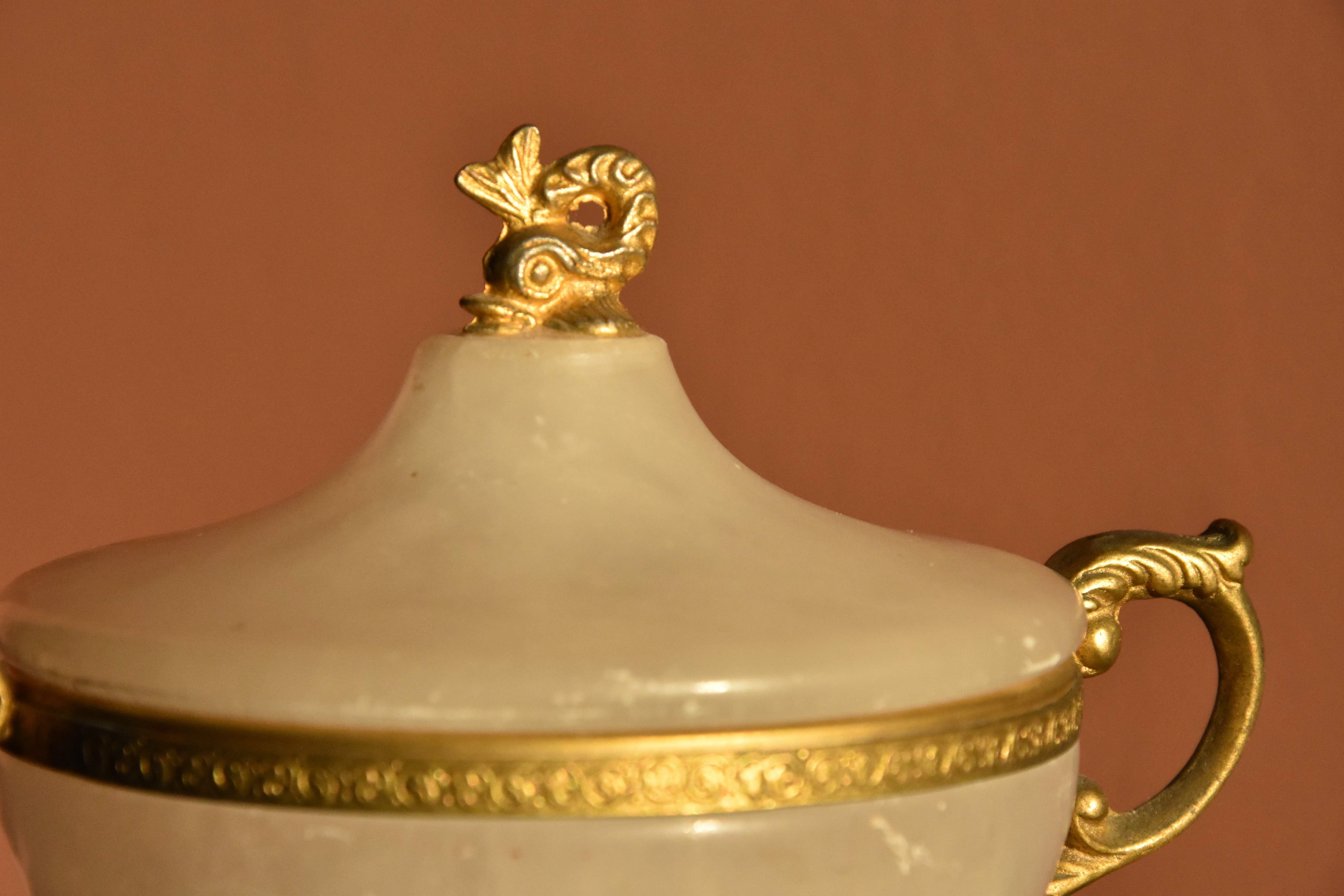 Alabaster and brass bonbonnière