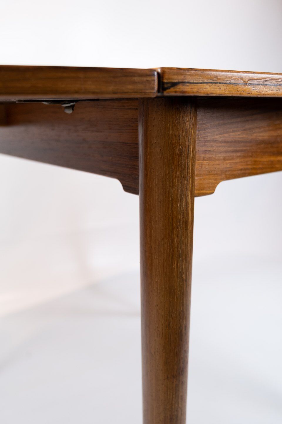 Dining table in rosewood with extentions of danish design from the 1960s