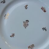 Set of flat plates golden flowers