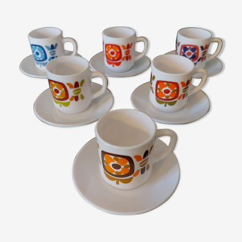 Set of 6 mini mobile cups with vintage undercups