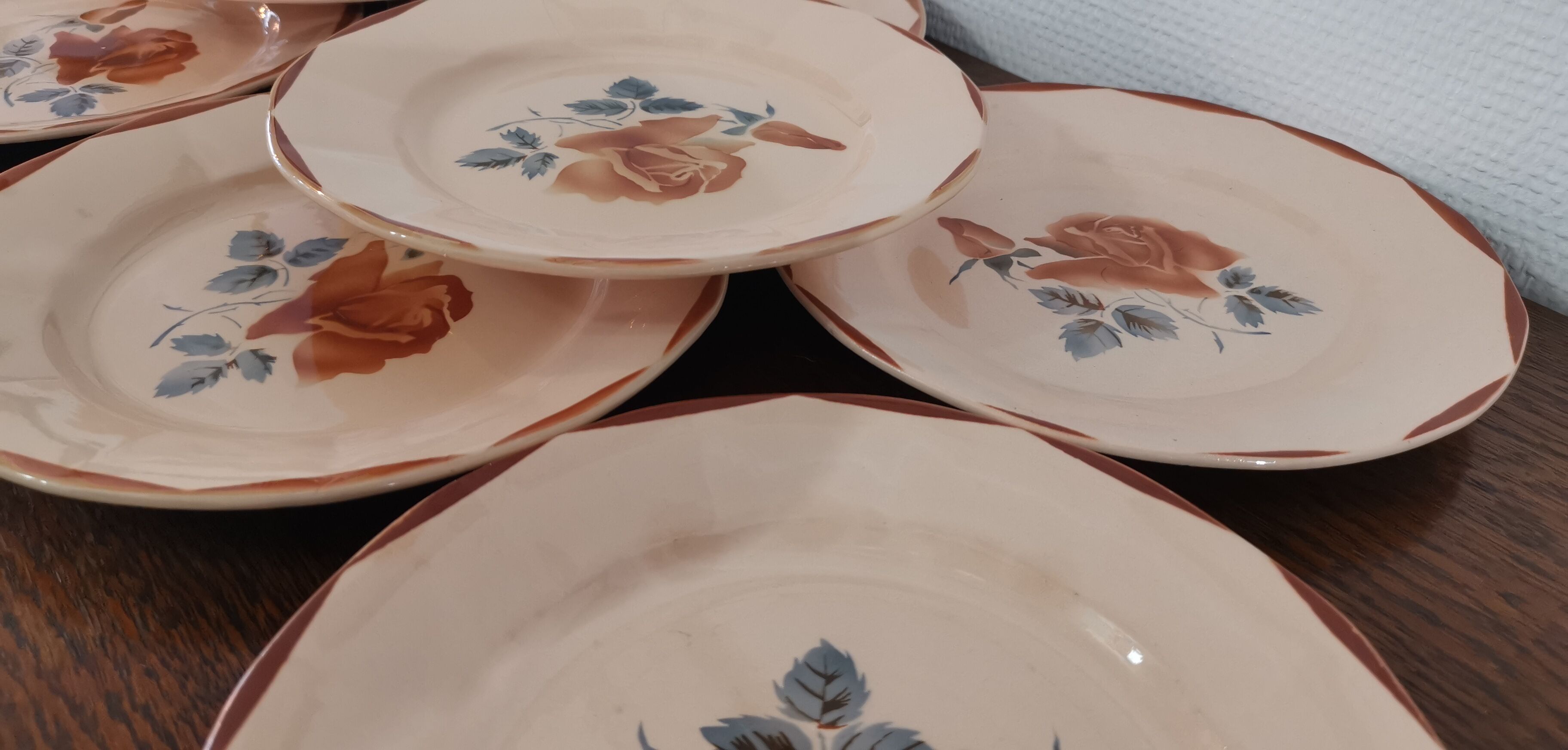 Set of 8 old flat plates Digoin Sarreguemines 9181 Pink pattern