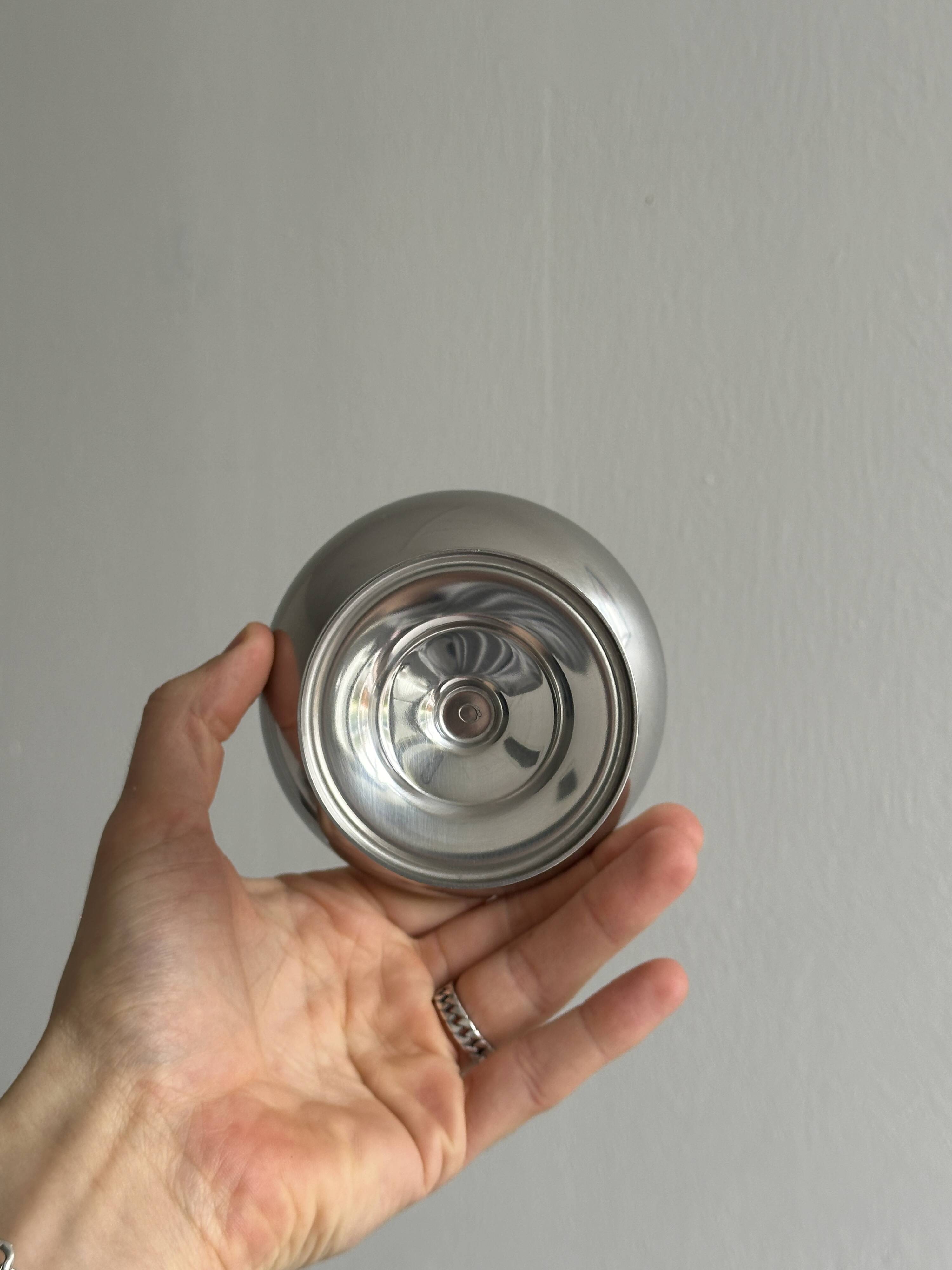 6 coupelles sur pied en inox