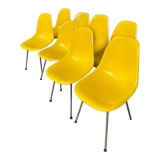 Fiberglass chairs from Ray&Charles Eames for Herman Miller