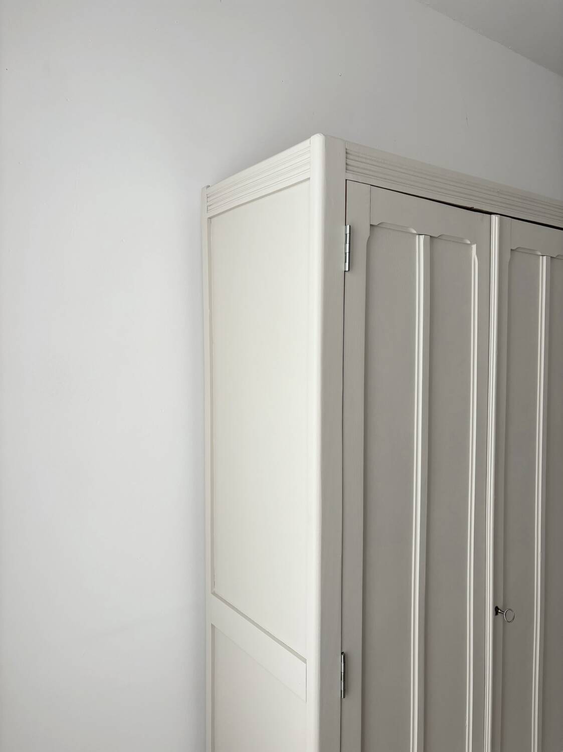 Armoire parisienne rénovée