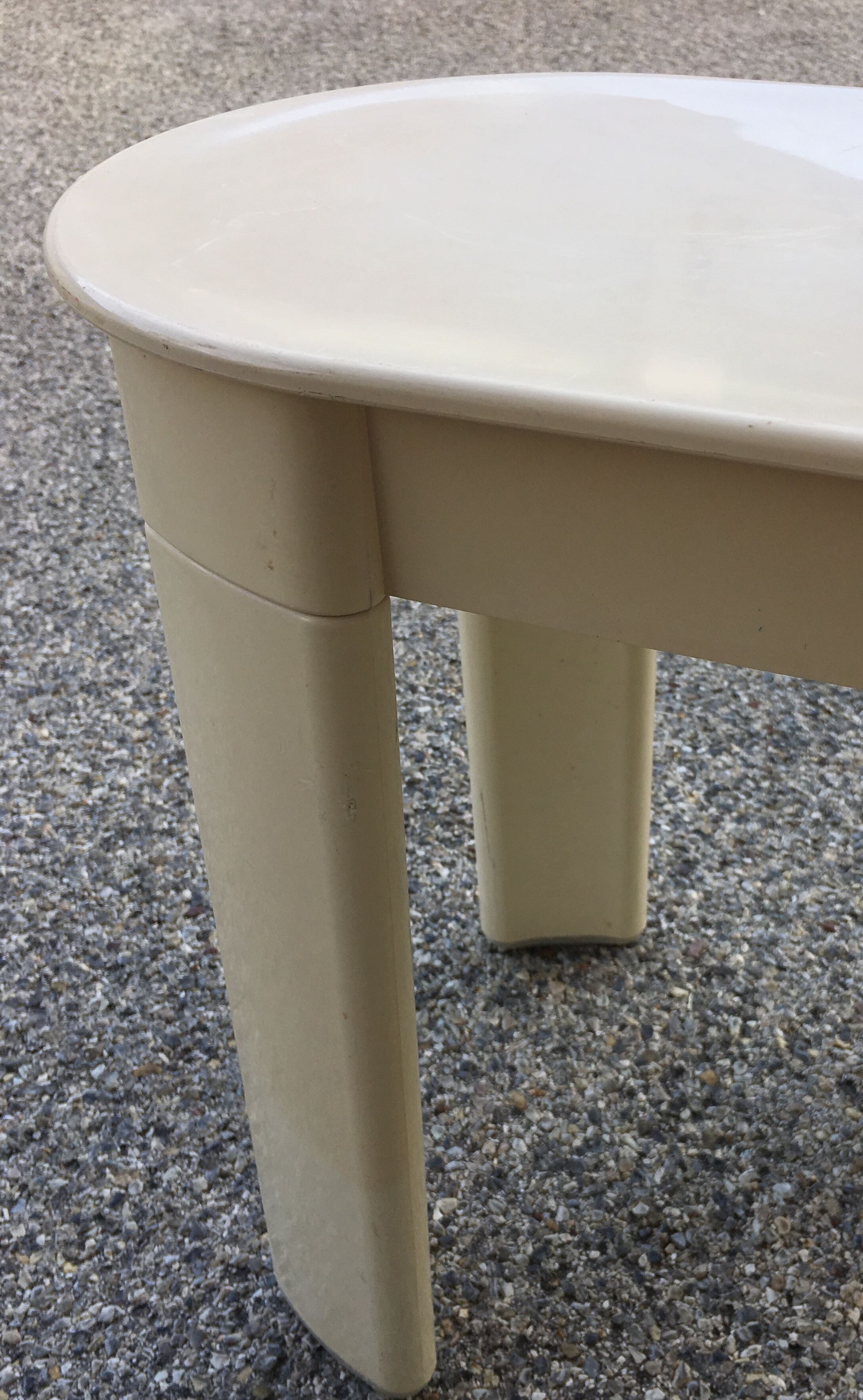 Table Gedy design Olaf von Bohr