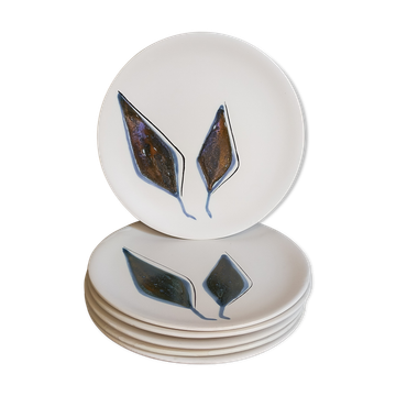 Six ceramic plates with matt enamel 50s