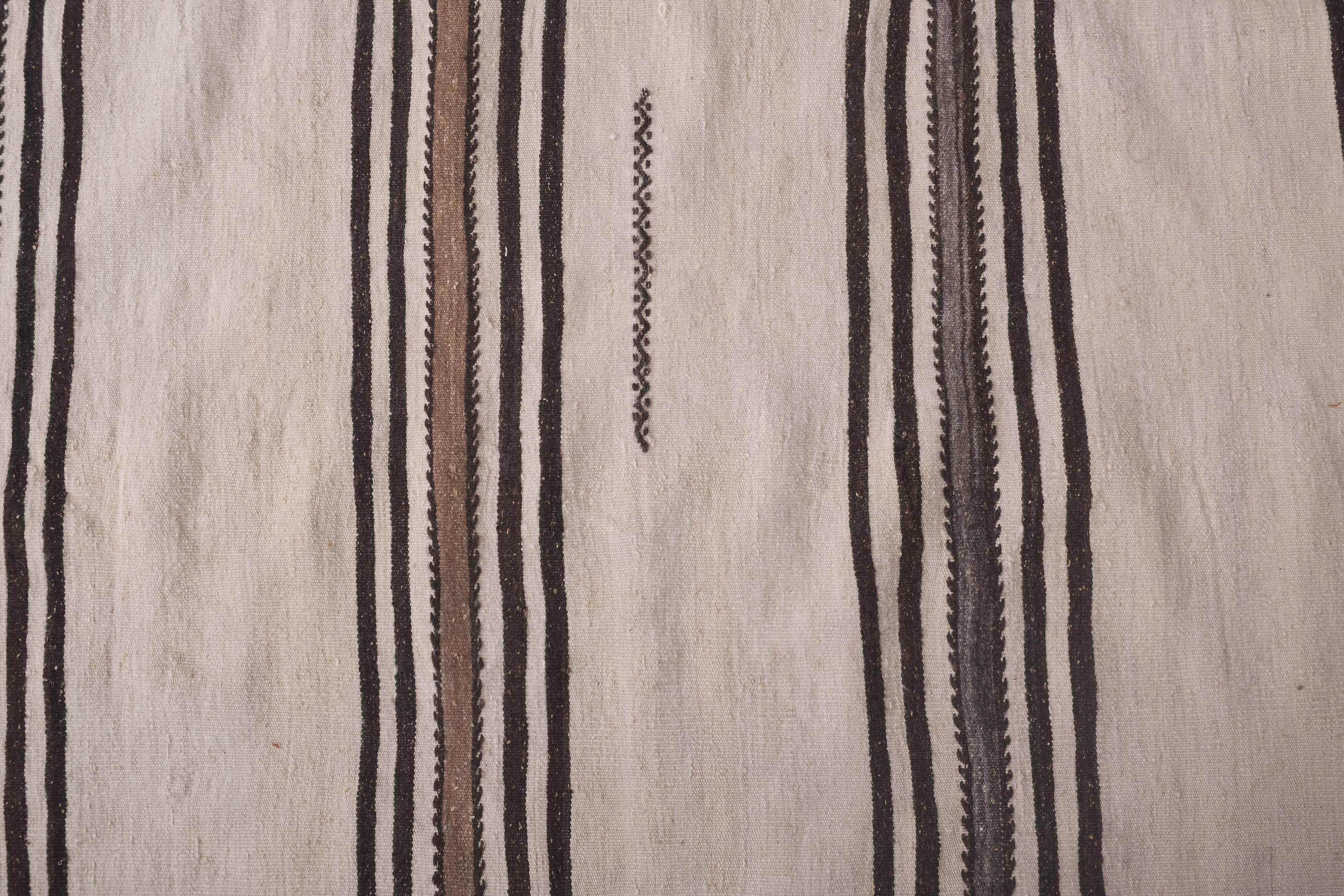 Vintage Turkish rug from Oushak, hand-woven 76x610 cm
