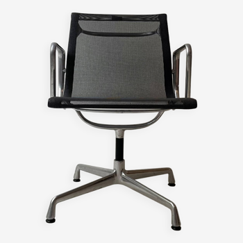 Lot de chaises de bureau EA108 par Charles & Ray Eames pour Vitra
