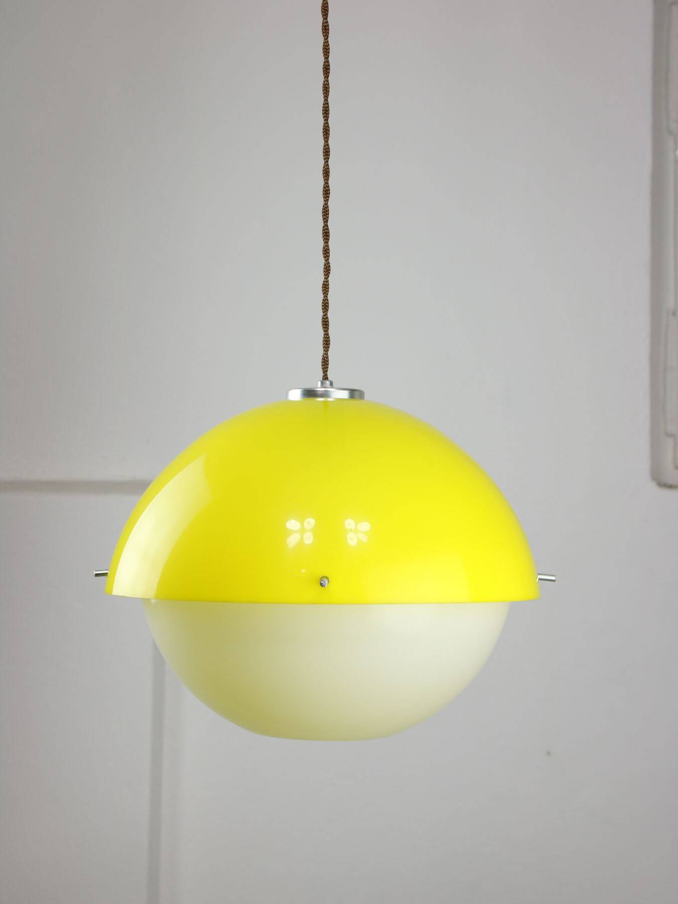 Italian Space Age Yellow Plexiglass Pendant Lamp, 1970s