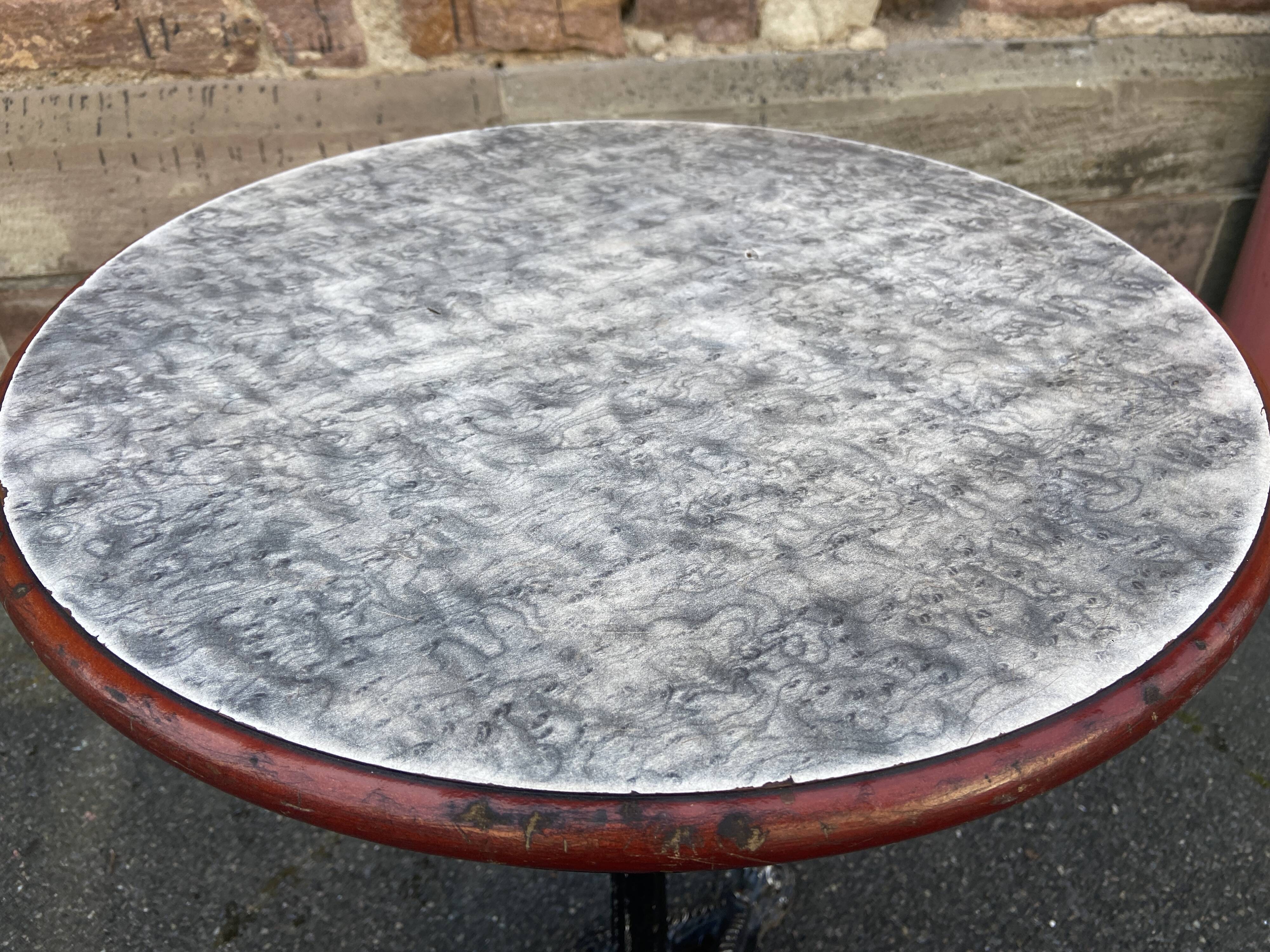 Bistro parisian table