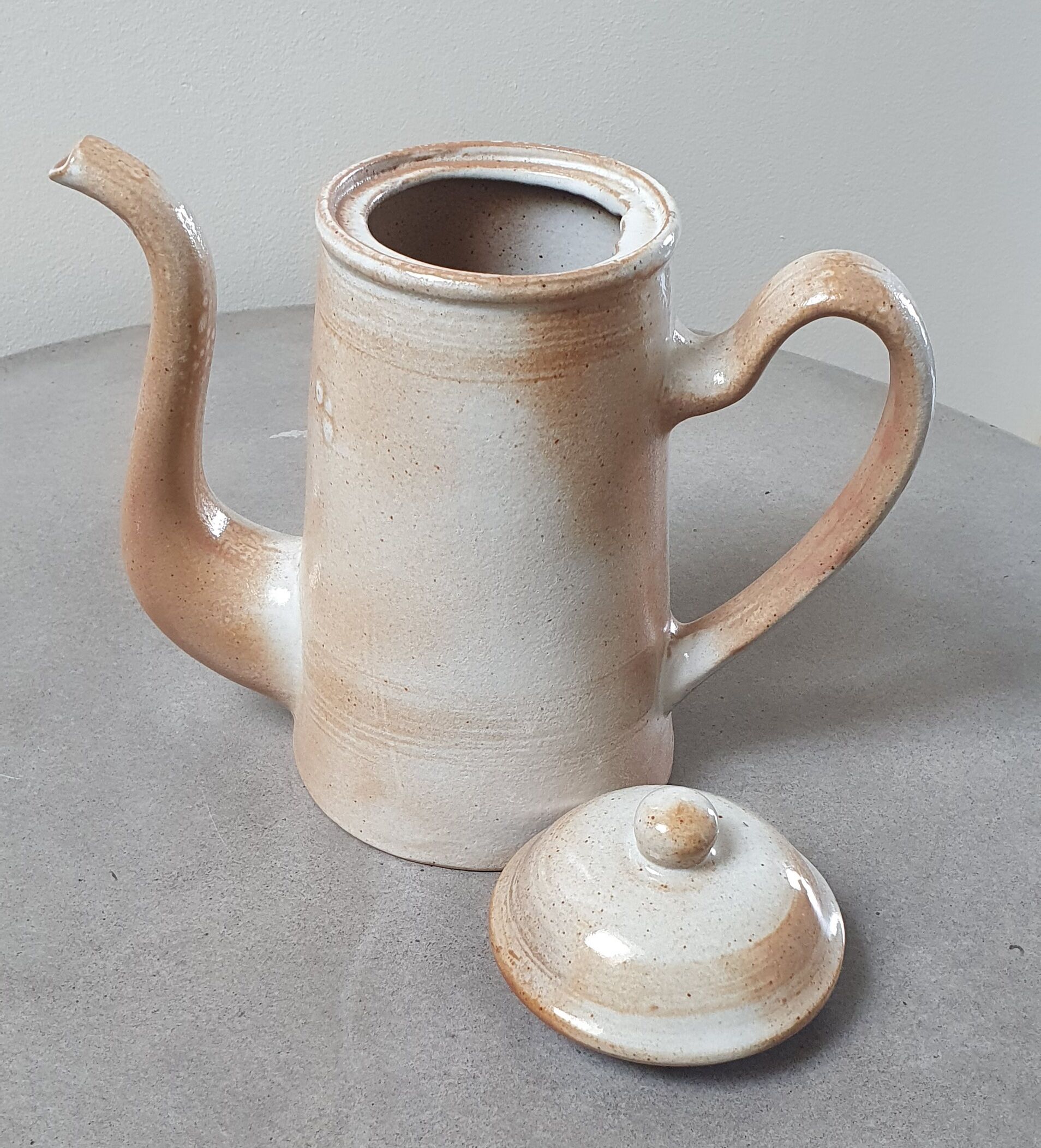 Stoneware coffee pot