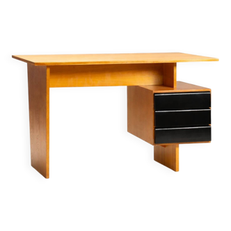 Writing desk by Bohumil Lansman, mid-century, 1950s–1960s, Czechoslovakia, wooden desk.