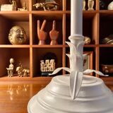 Palm lamppost in opaline and white metal