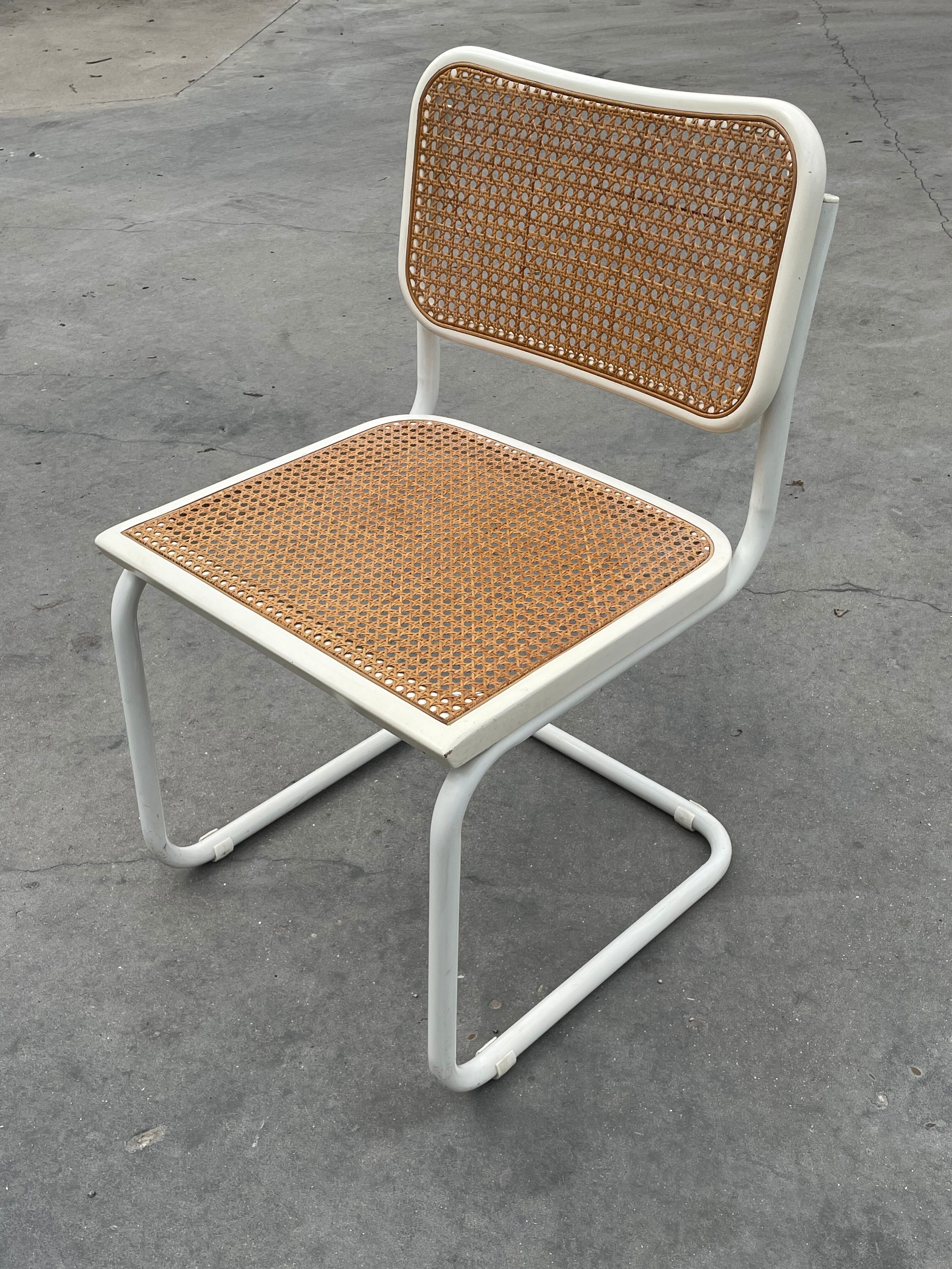 Cesca design chair b32 model in white