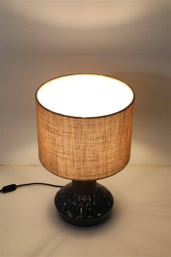 XL Søholm / Einar Johansen “1058” table lamp / Ceramic / Mid-century / Danish modern design / 1960s / 1970s