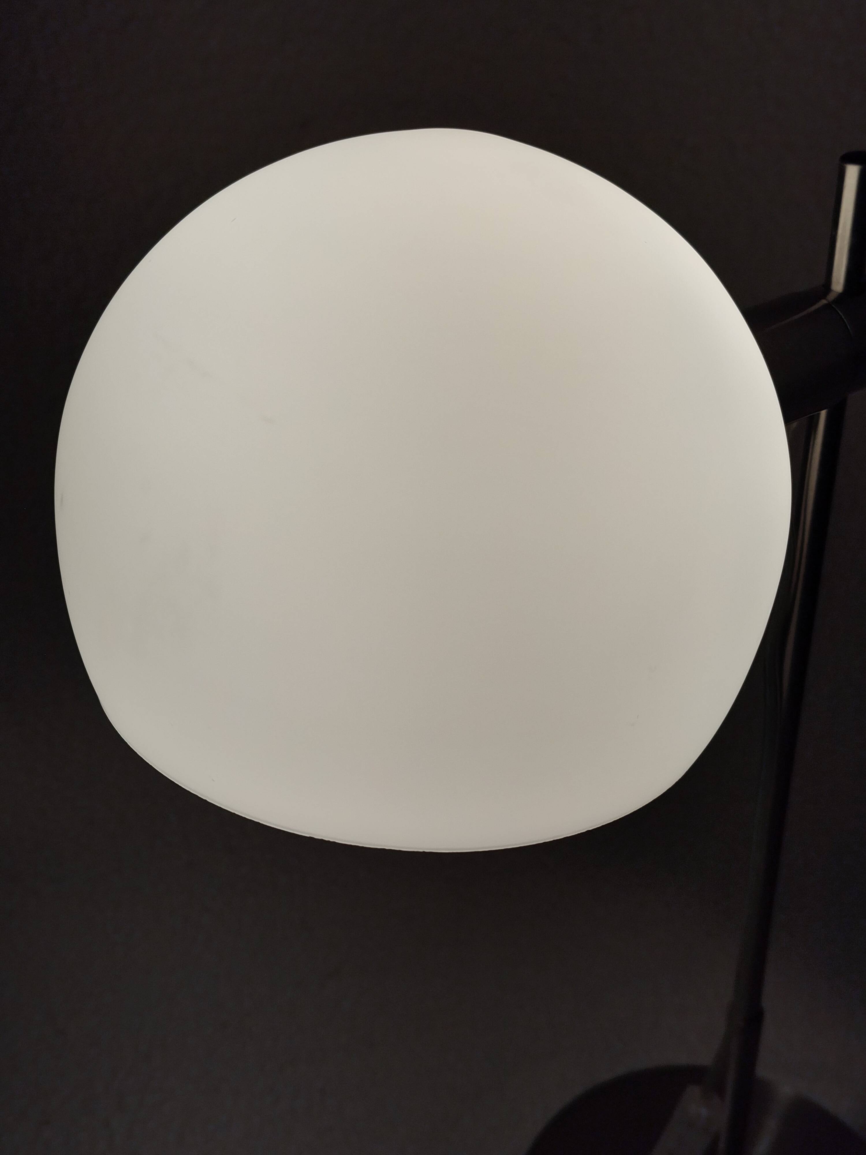 Table lamp from Mathias.