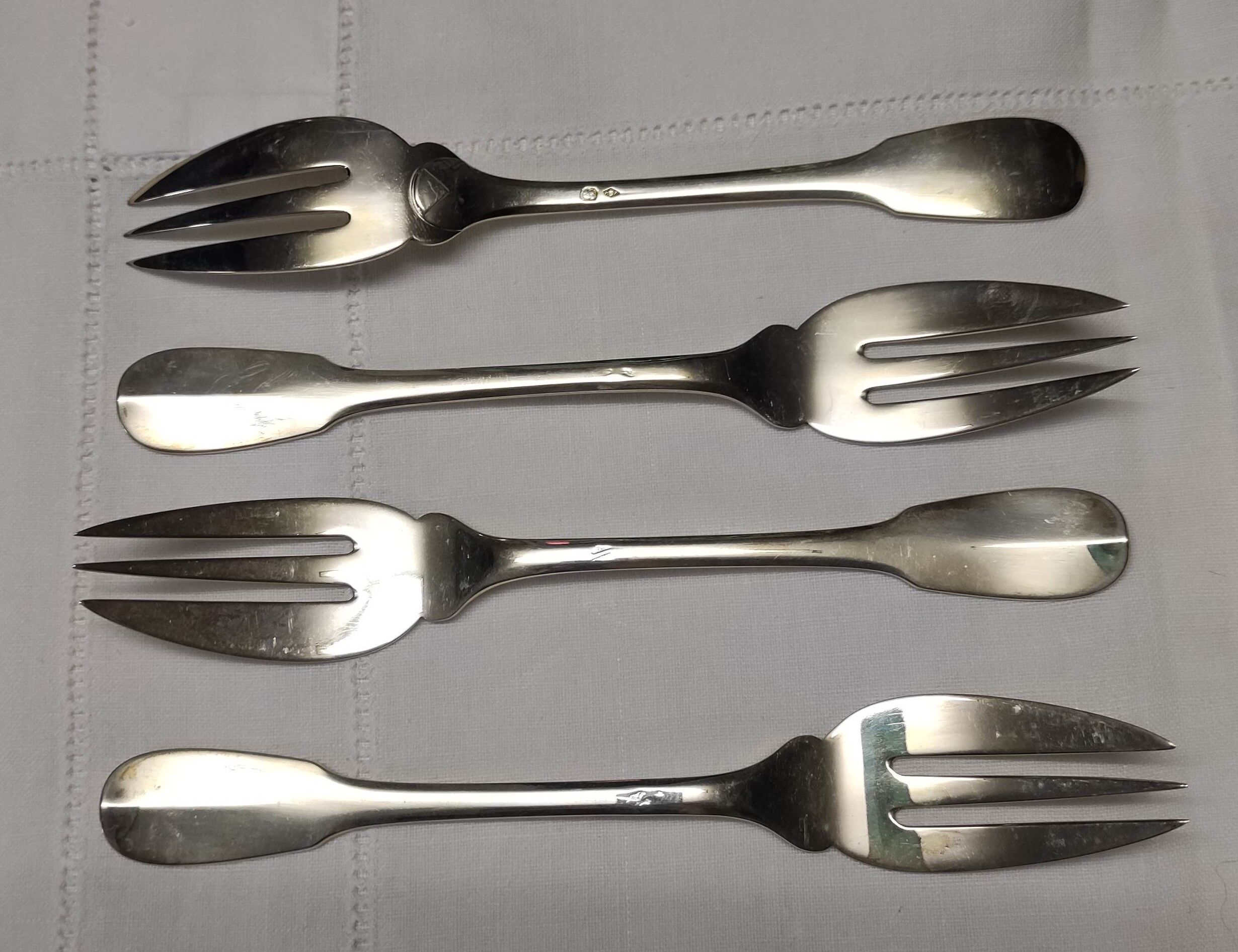 Set of 4 cake forks in solid silver
