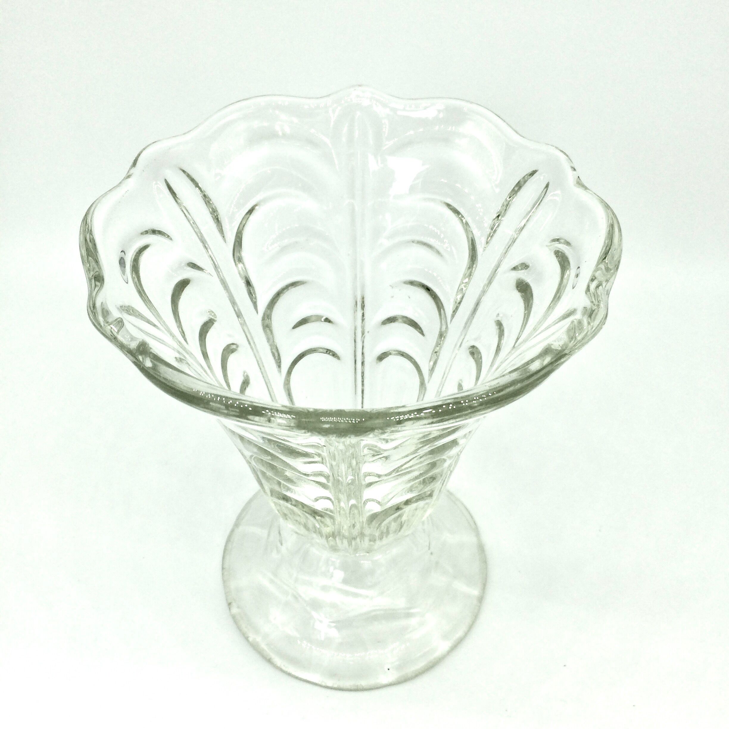 Vase verre moulé vintage