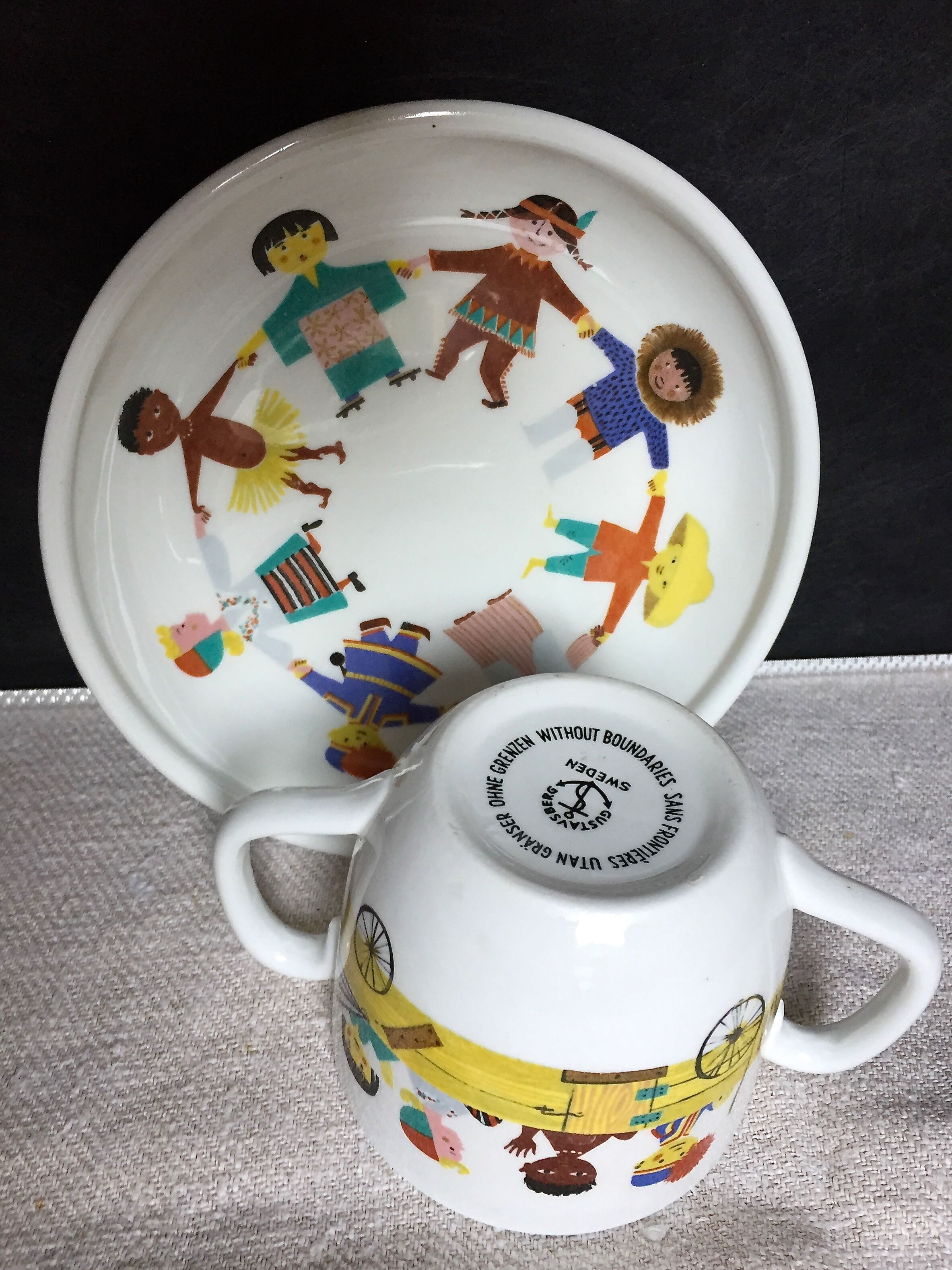 Children's dishes or birth gift Plate and bowl Utan gränser gustavsberg vintage design scan