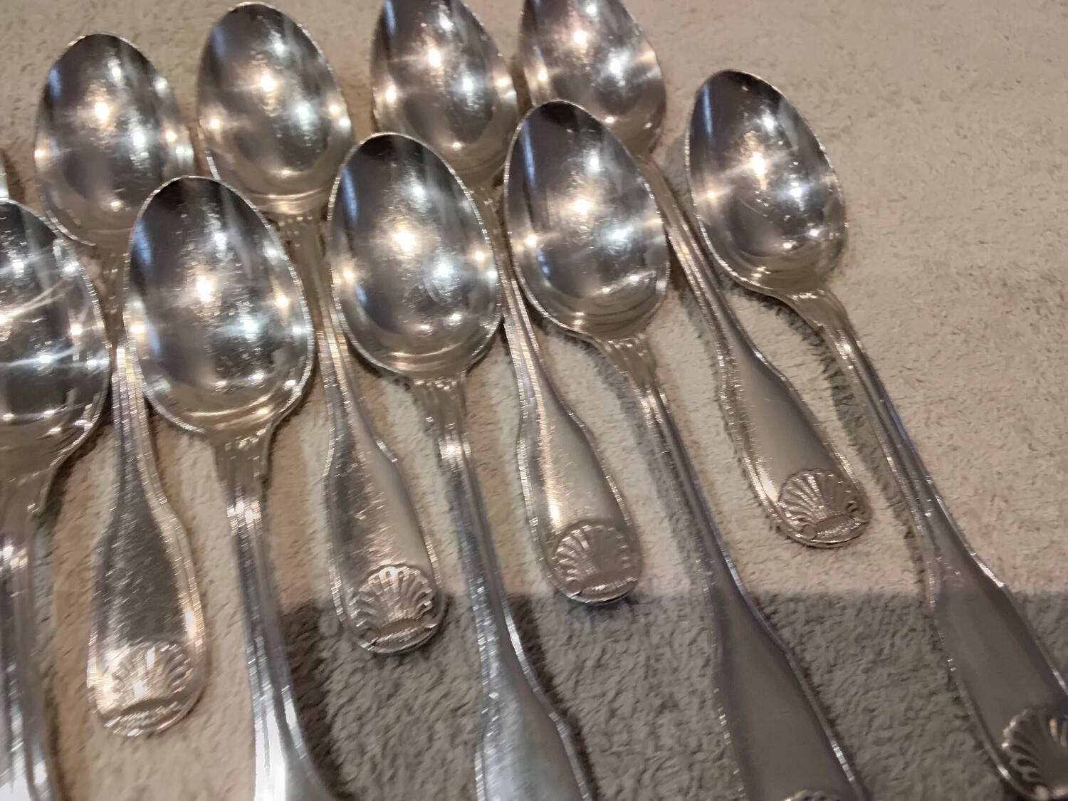 10 silver-plated coffee spoons, Christofle Vendome, 13.6 cm