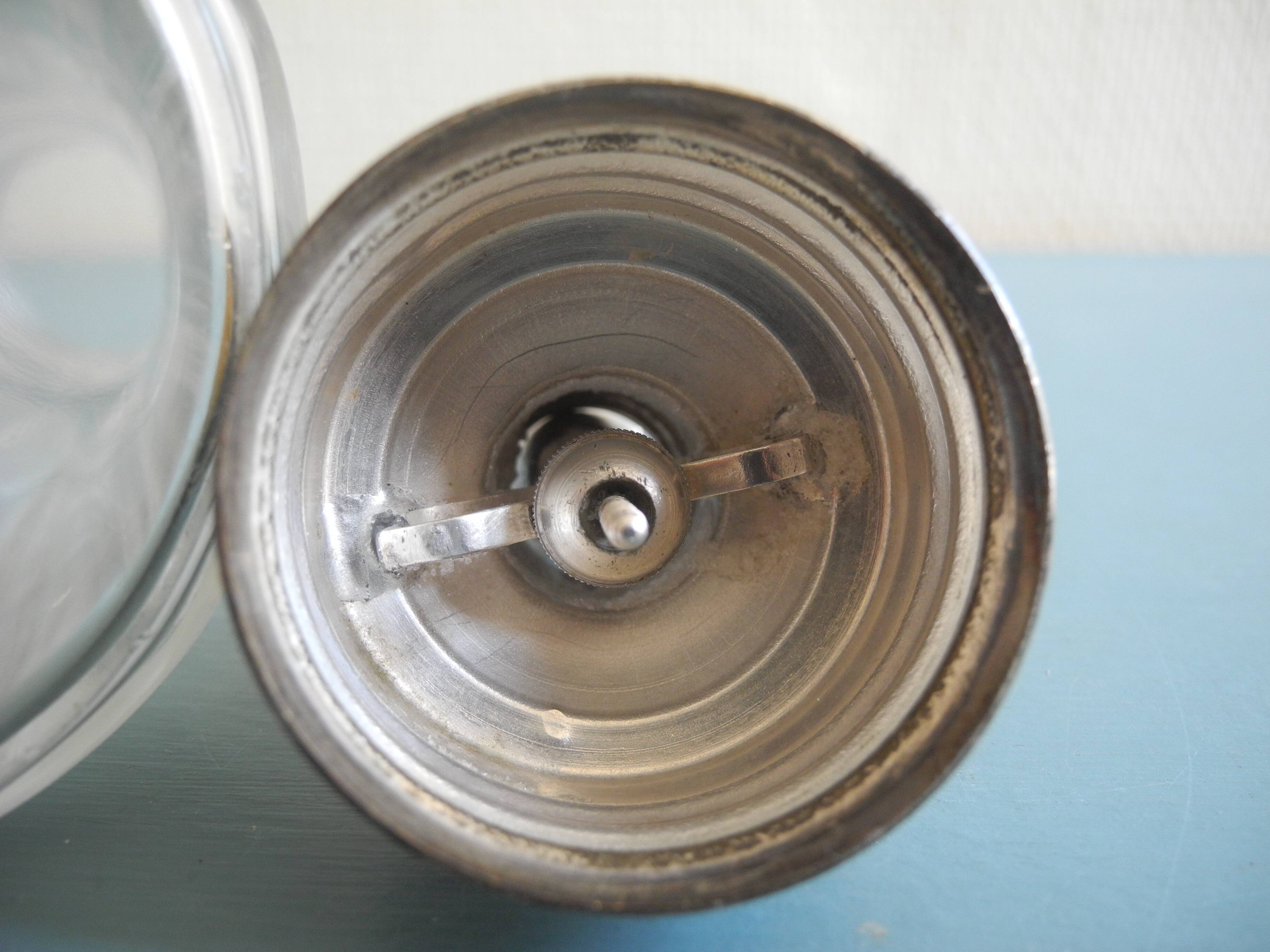 old French sugar shaker La Parfaite SGDG