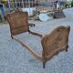 Lit style Louis XV en noyer (1 personne)