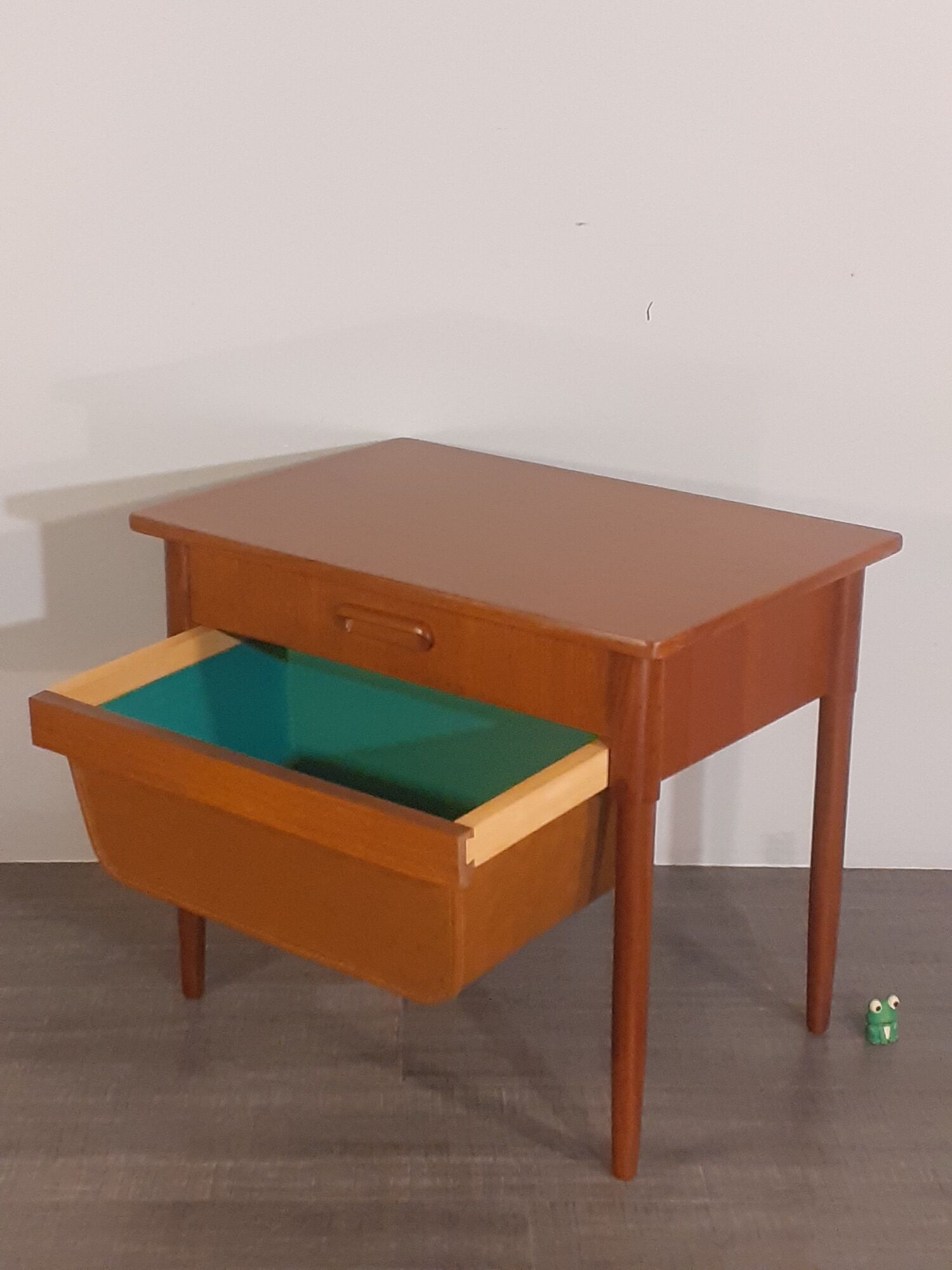 Pair of bedside tables "pelicans" in teak, norwegian 1960s