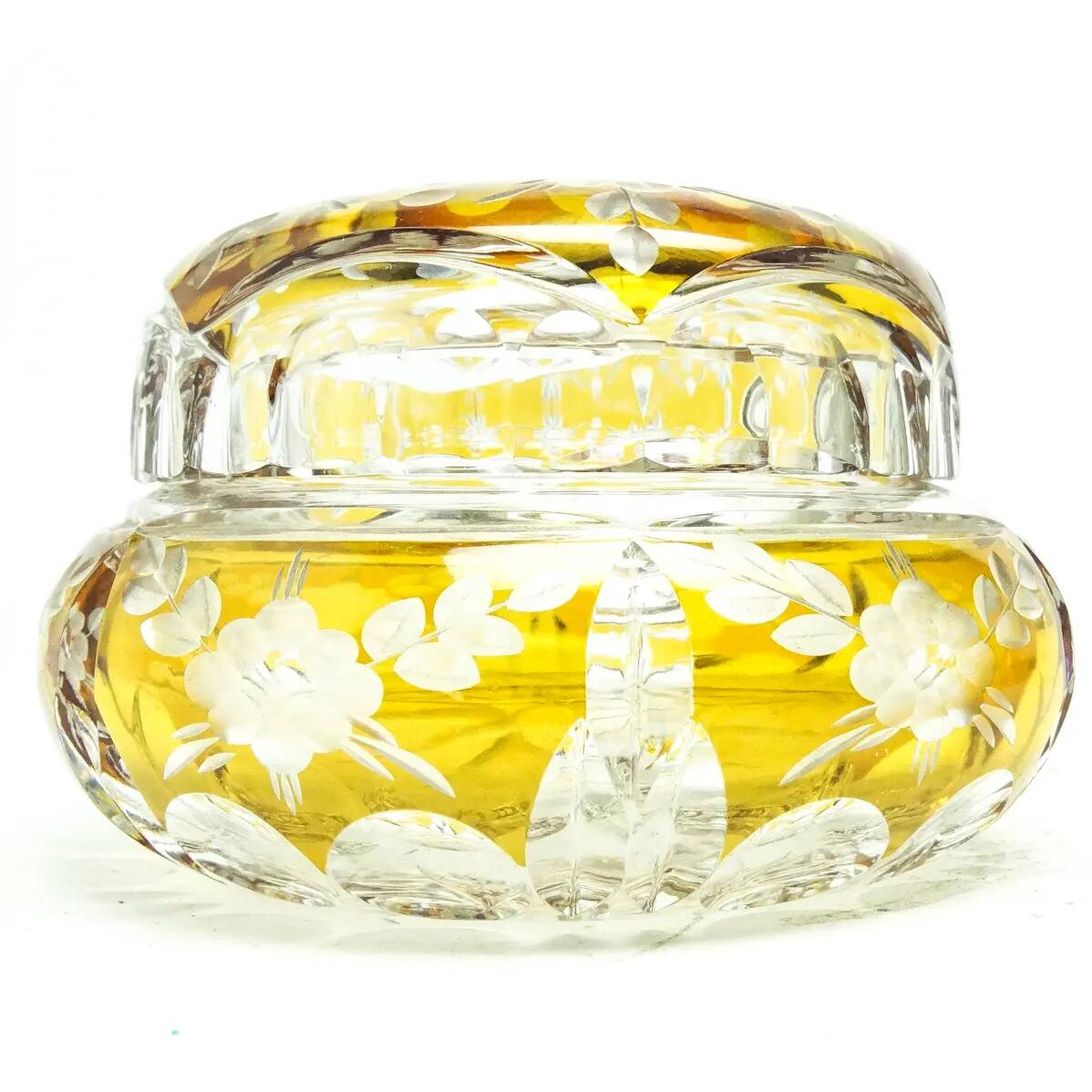 Bonbonnière Art Déco, en verre cristal, Julia Glassworks, Pologne, années 1960