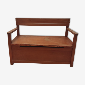 Vintage chest bench with backrest and armrests