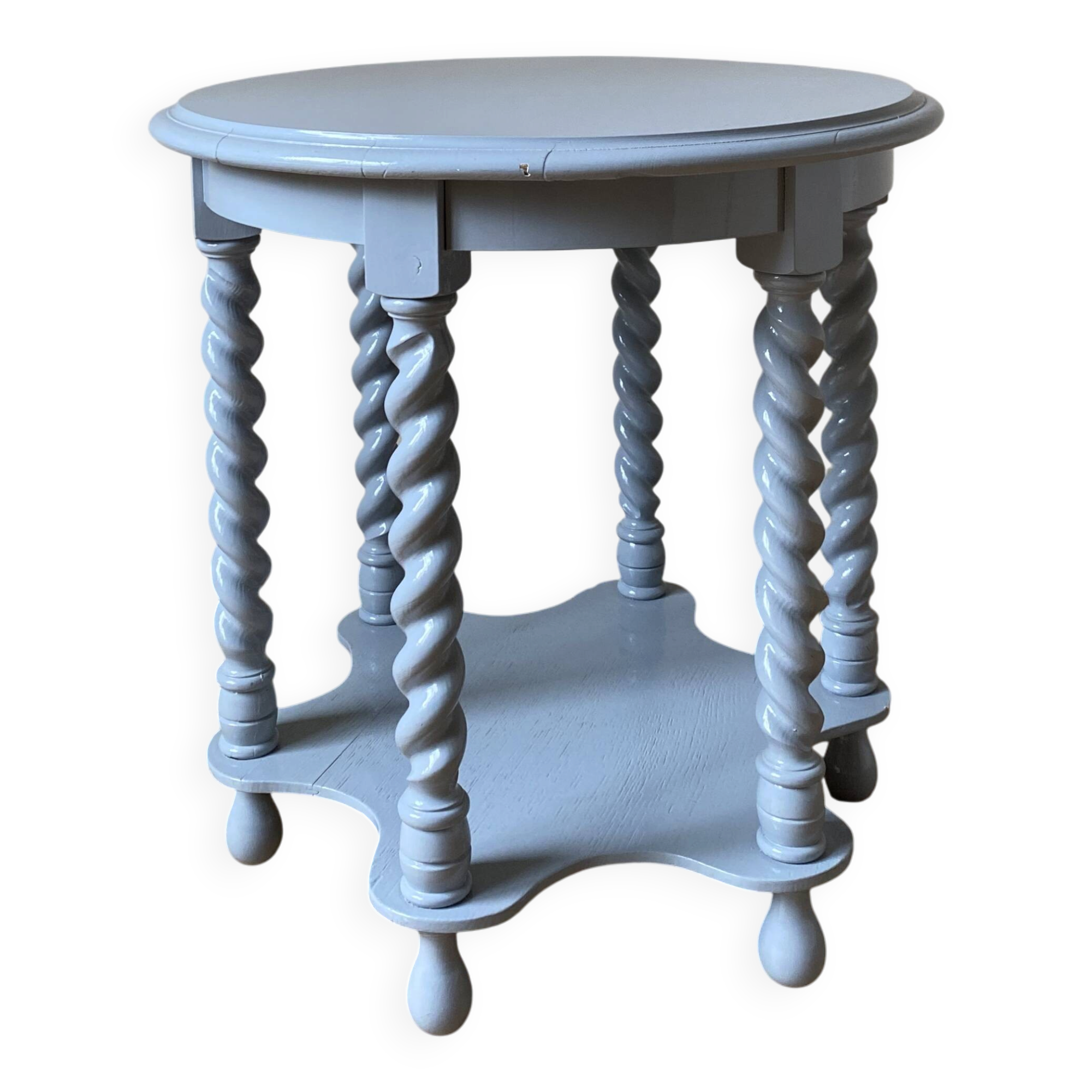 Table en bois grise