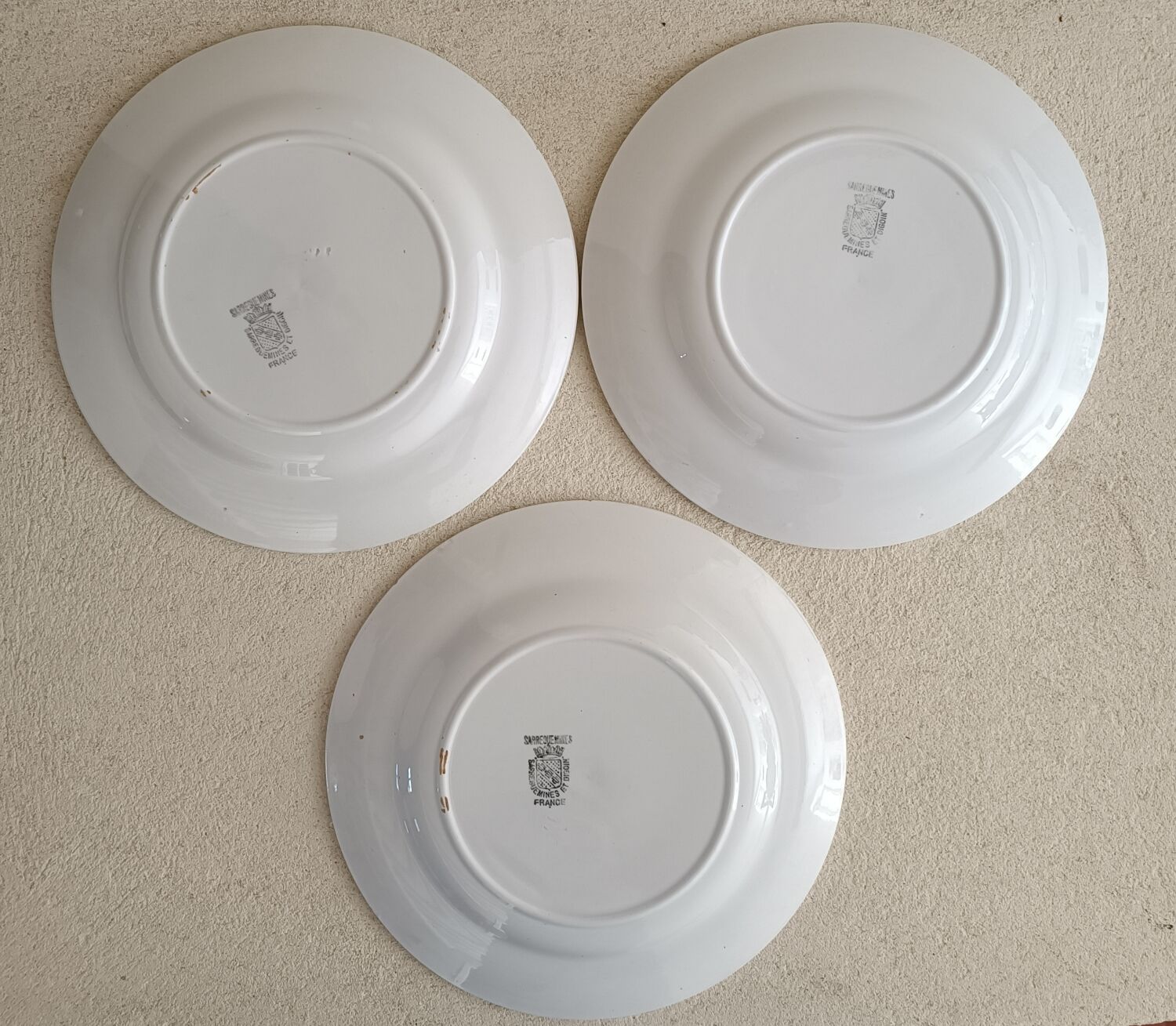 3 plates iron earth Sarreguemines
