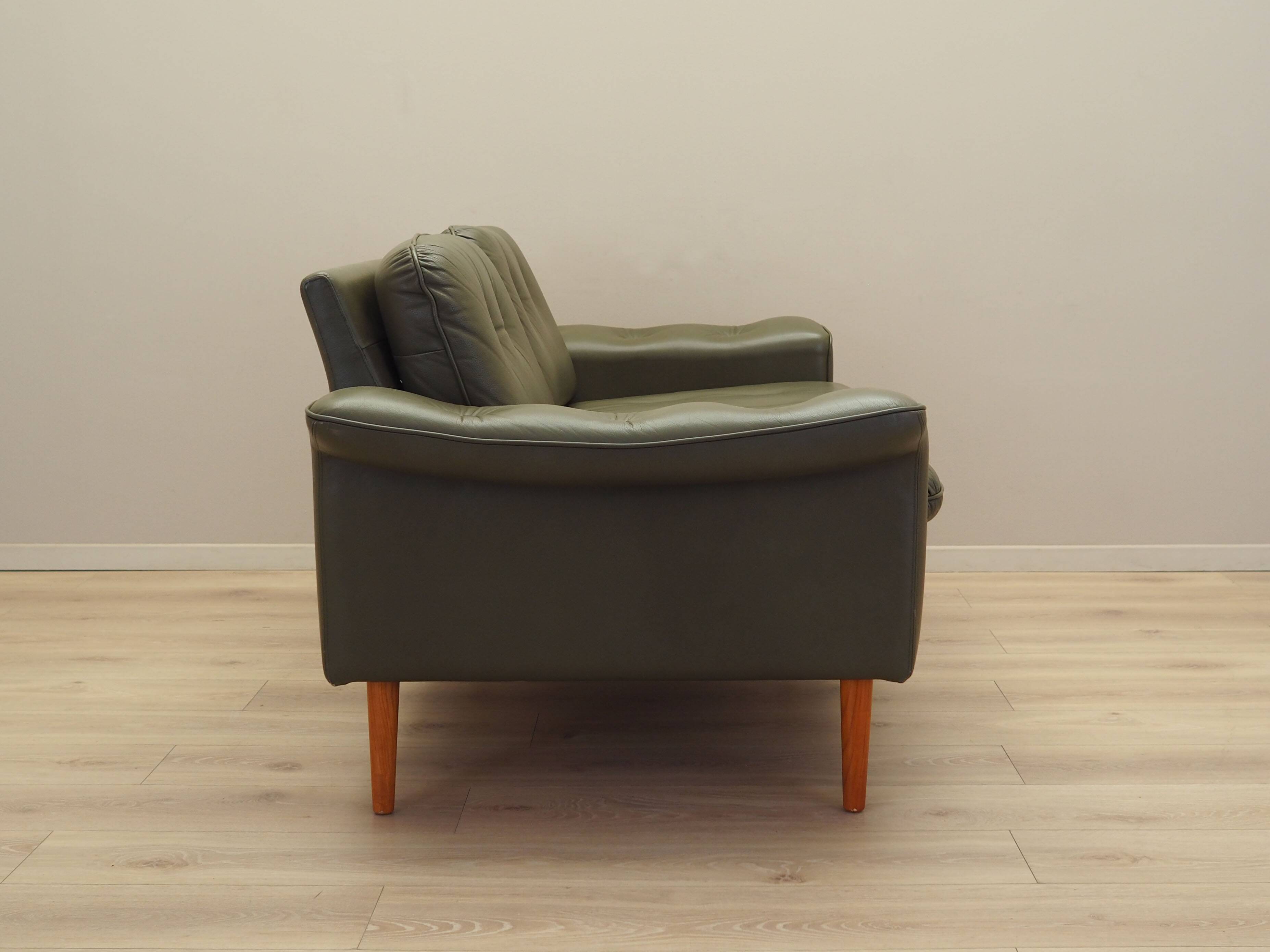 Canapé danois en cuir vert, années 1970