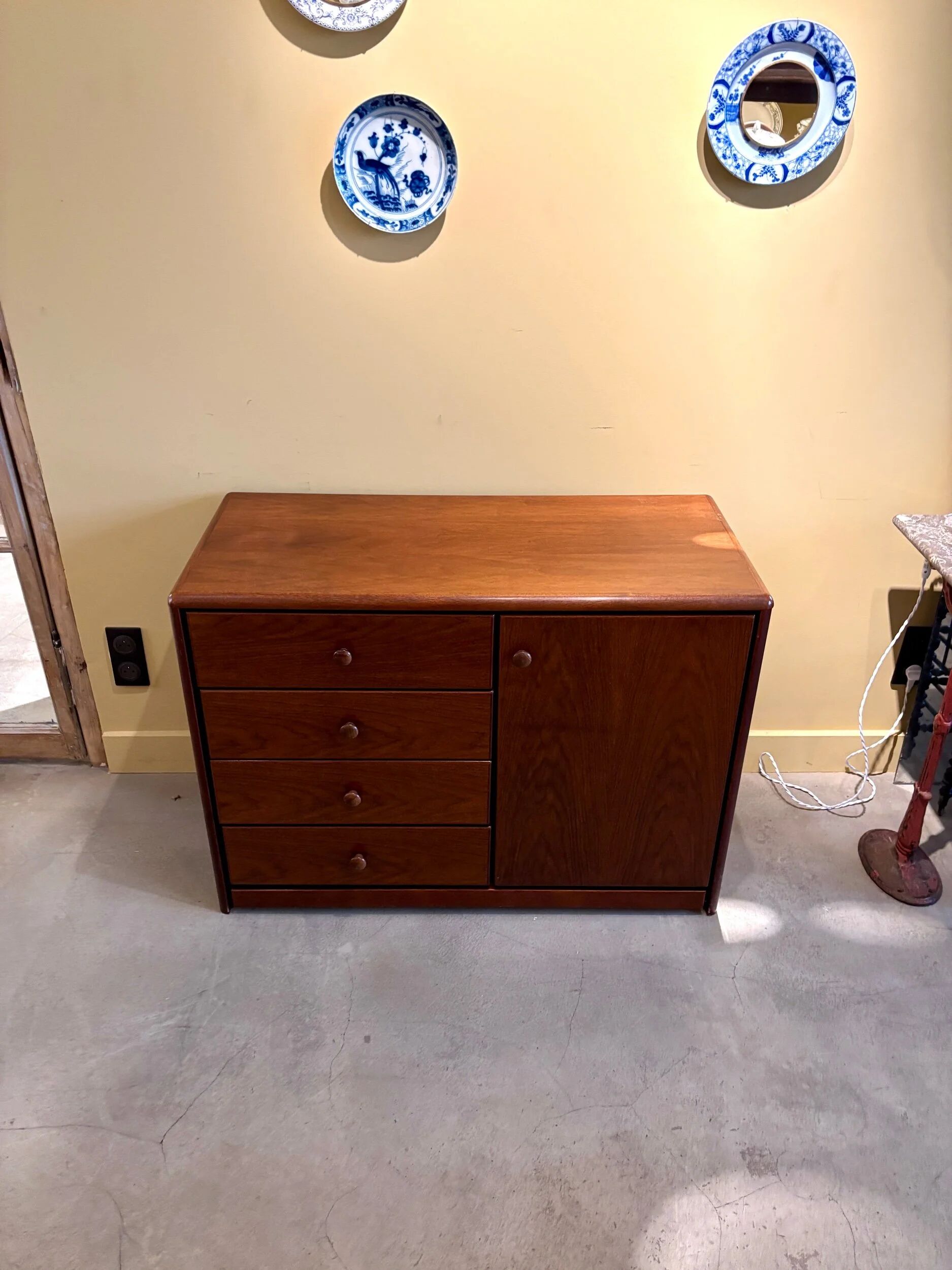 Chest of drawers, buffet with 3 drawers, 1 door in dark wood, France 1982