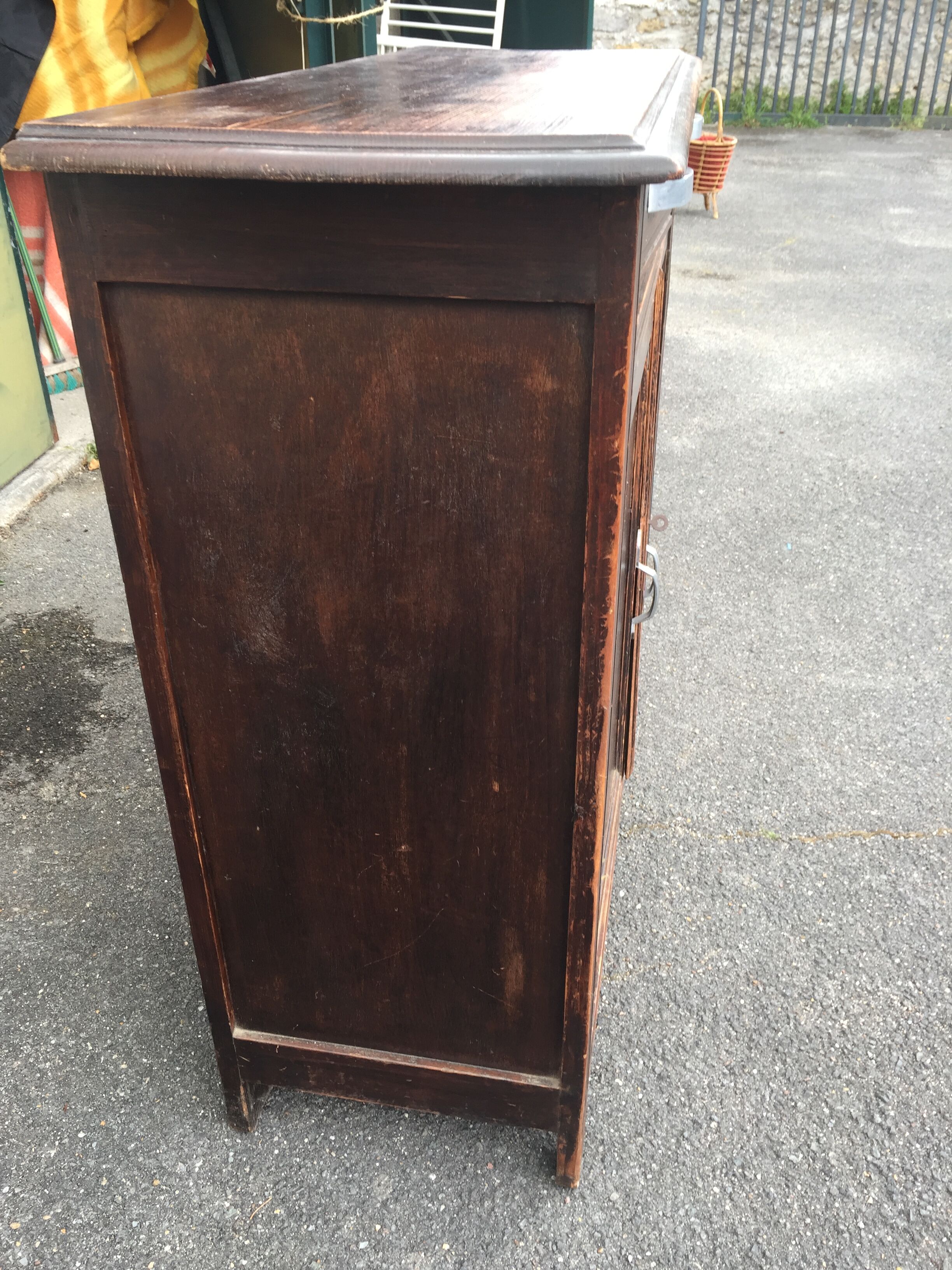 Buffet en pin années 40
