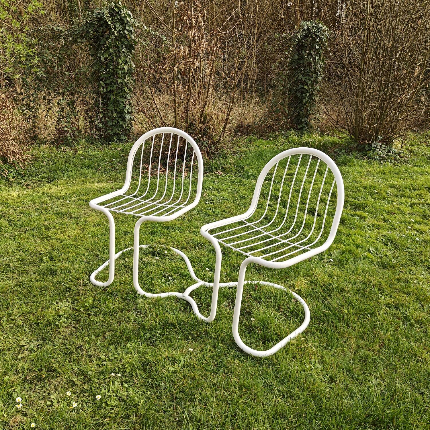 70s tubular garden bench